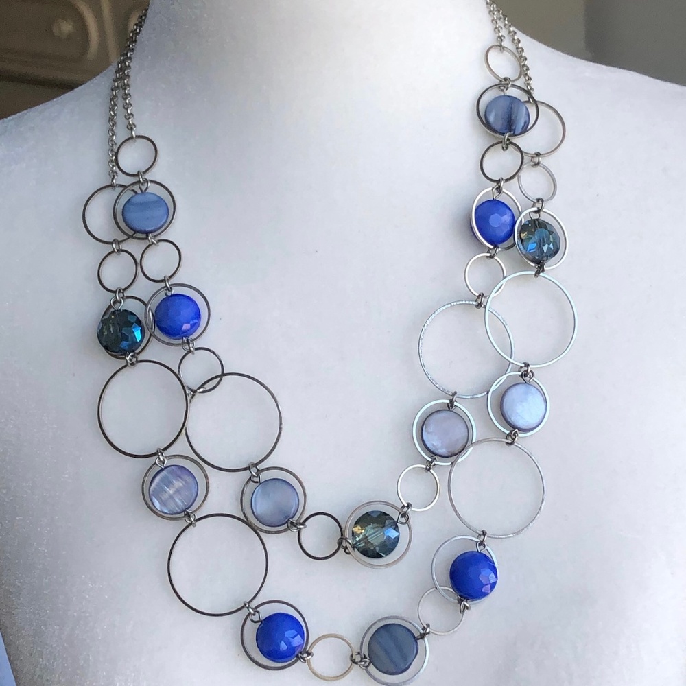 Circle Necklace with Blue Beads
